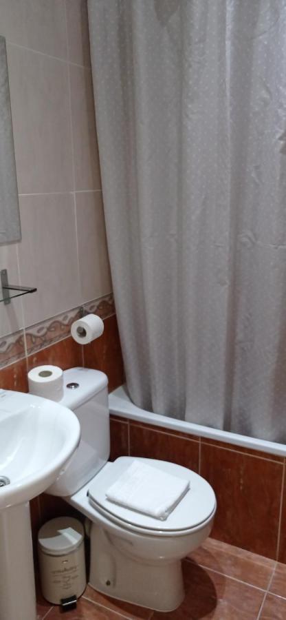 Bloom Inn Madrid Esterno foto