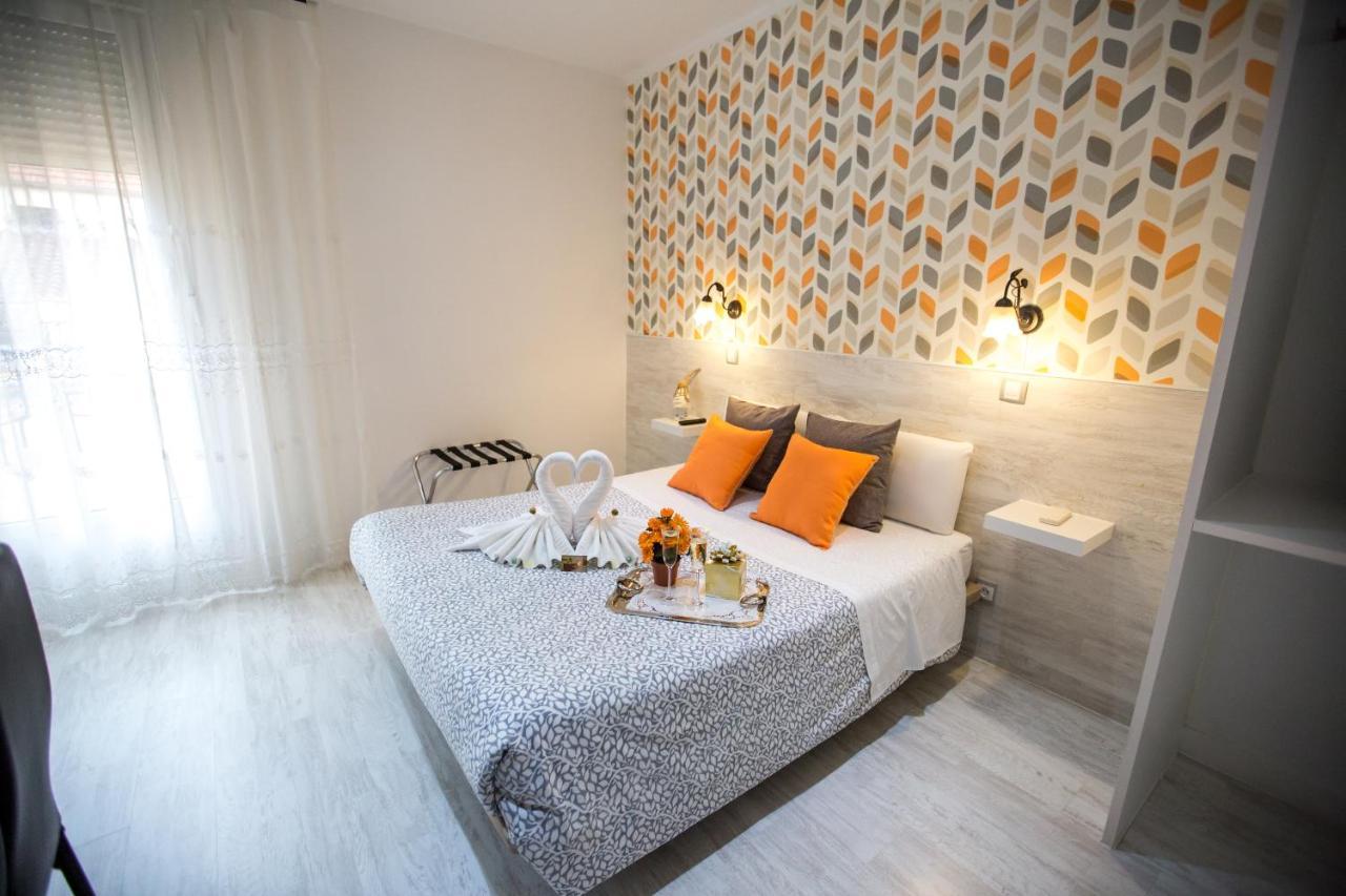 Bloom Inn Madrid Esterno foto