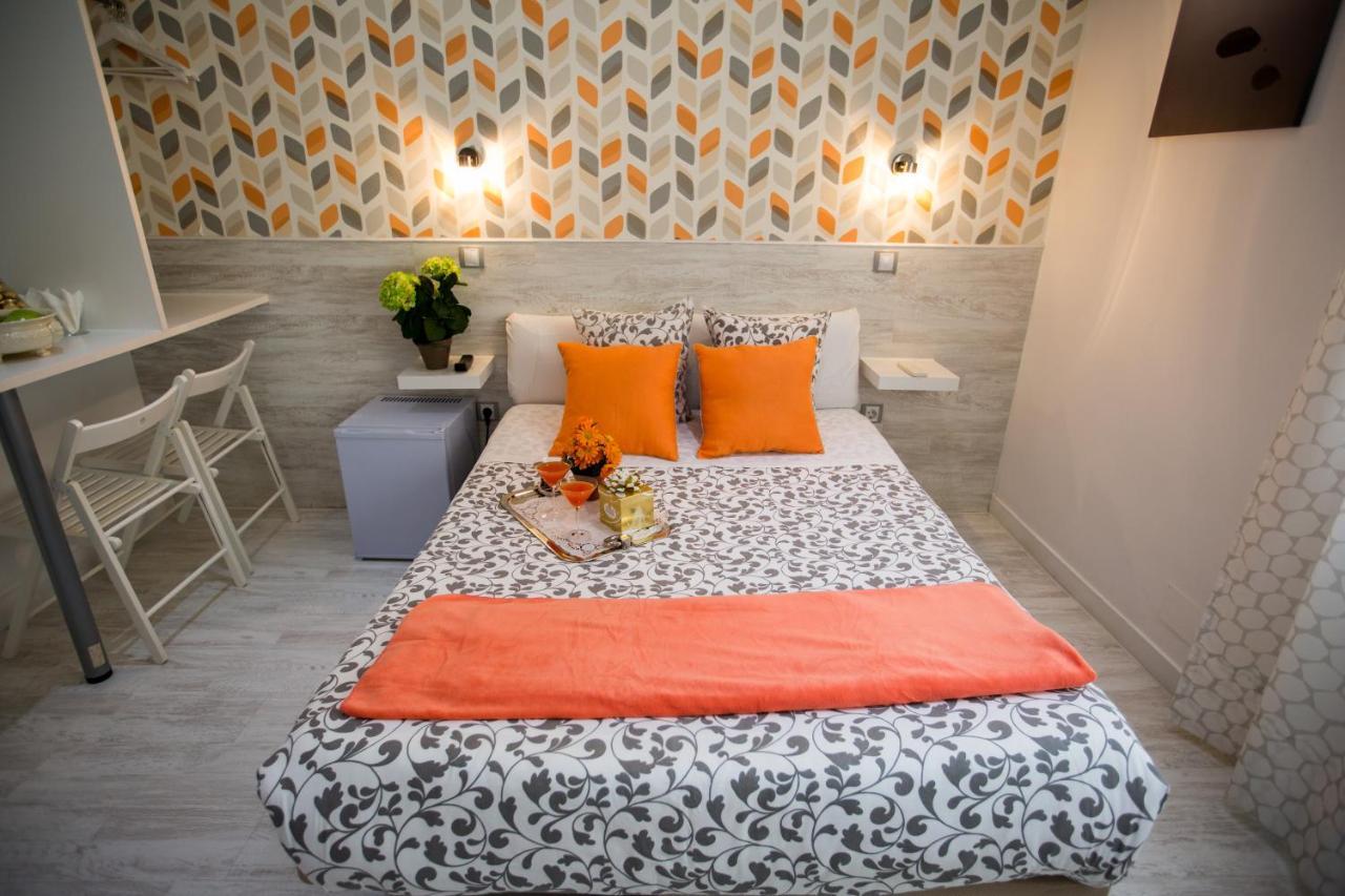 Bloom Inn Madrid Esterno foto